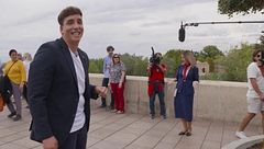 El momentazo de Xuso Jones al hablarle en inglés a una mujer andaluza por error: "¡Soy la Georgina cordobesa!"