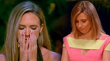 La dura conversación de Almudena con Sandra Barneda en su primera hoguera de 'La isla de las tentaciones 9': “Me quiero ir, esto no lo aguanto”