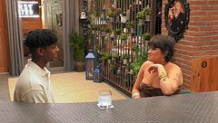 Una soltera tiene una reacción burbujeante al descubrir quién es su cita de 'First Dates': "Así he sido siempre"