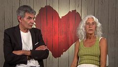 El tenso rifirrafe de dos solteros de 'First Dates' durante la decisión final: "Acabaremos a bofetada limpia"
