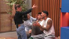 Cristian y Aroa protagonizan una tremenda bronca en 'Gran Hermano 20': "Eres una manipuladora, vendes a la gente"