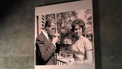 Expertos analizan en 'El precio de' la verdadera realidad del matrimonio de la reina Sofía y el emérito: "Ella ha sido una sufridora"