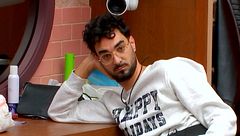 Aquilino, muy molesto porque alguien le ha insultado por hacer ruido mientras dormían: ''No he podido dormir por eso''