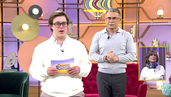 Santi demuestra su faceta de presentador en 'El diario de Jorge' y se lleva una emotiva sorpresa