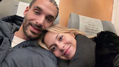 Violeta Crespo se somete a un test de embarazo y Edi Insua reacciona: "Llevo con síntomas una semana"