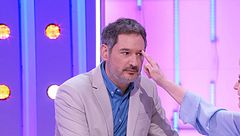 Una experta en micropigmentación explica el proceso de "ponerse cejas" y se ofrece a hacérselas a Eugeni Alemany