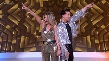Marisa Martín-Blázquez y Omar Suarez impresionan al jurado con su coreografía en 'Fiesta, ¡A bailar!'