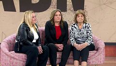 El momento en el que tres hermanas descubren si son familia con un test de ADN tras 42 años sin saberlo: "Lo tenía claro"