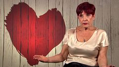 Una soltera de 'First Dates' que busca "un hombre culto" se escandaliza con las formas de su cita: "Yo no soy camionera"