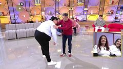 El épico momento de Jorge Javier Vázquez con una deportista de lucha canaria en 'El diario de Jorge': "Te puedo romper la ropa"