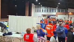 Ola de solidaridad en Adamuz con las víctimas de los descarrilamientos de trenes: todo el pueblo salió a ayudar