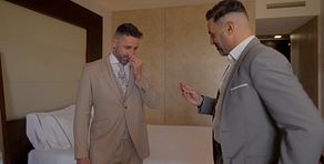 El emotivo momento de Luija y su hermano al darle un regalo de lo más especial de su madre fallecida para su boda