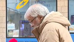 Exclusiva | El padre de Íñigo Errejón, tras la retirada de la acusación de Elisa Mouliaá: "Estamos contentos con la noticia"