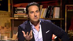 Iker Jiménez reflexiona sobre el cine de Fernando Esteso: "Se podía preguntar uno si hoy podemos hablar con la misma libertad"