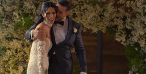 El sí quiero de Laura y Lorenzo: de unos emocionantes votos a su primer beso