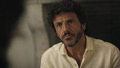 Héctor y Jacobo, sorprendidos con el contenido del escrito anónimo que llegó a La Galana