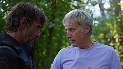 Jesús Calleja tiene que abandonar la grabación de 'Universo Calleja' tras su caída y pasa el testigo a Santi Millán: “No me ha pasado en veinte años”