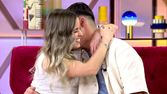 El lacrimógeno reencuentro de una pareja y su emotivo mensaje: "No me salen las palabras"