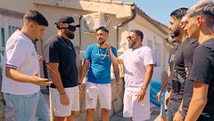 Los amigos de José sorprenden al marido de Rebe con una 'papi-shower': "Todos nos hemos estirado"