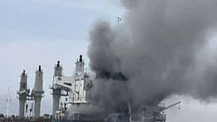 La guerra en Irán llega al Estrecho de Ormuz: tres cargueros han sido atacados por la Guardia Revolucionaria