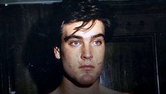 Así fue detención de Robert Chambers: le encontraron lleno de arañazos y sangre