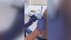 La micropigmentación de pezón en un hospital de Almería que ayuda a pacientes de mastectomía: "Quedan muy contentos"