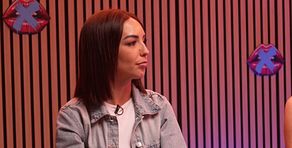 Anita Williams cuenta qué tal está su dedo y asegura que ya lo tiene "normalizado": "Me cuesta un poco lavarme la cabeza y trabajar con el ordenador"