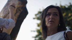 Alejandra Andrade corrobora la existencia de una inexplicable gota que recorre la pierna del Cristo Resucitado de Medjugorje: "La he visto"
