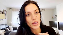 Laura toma una decisión sobre su papel en su empresa familiar