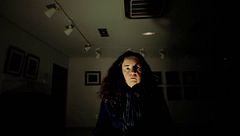 'Cuarto Milenio' capta voces y pasos durante un aislamiento de Clara Tahoces en un museo de Mijas