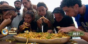 ‘Playa Victoria’ logra la primera comida "grupal" de esta edición de ‘Supervivientes’