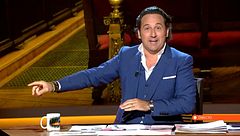 El cómico incidente de Iker Jiménez en pleno directo de 'Horizonte': "¡Qué susto le he dado a Calabrés!"