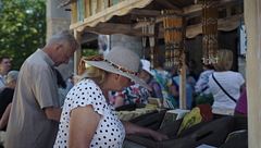 Un guía muestra a 'Fuera de Cobertura' uno de los lugares más visitados por los peregrinos en Medjugorje: "Aquí se resucita"
