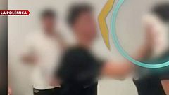 Detenidas siete personas por castigar a tartazo limpio a los empleados que menos vendían