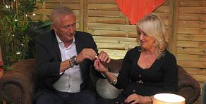 Toñi trae a 'First Dates' a su amor platónico del programa para conquistarle: "Me encantó"