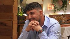 Saúl tiene un fuerte flechazo con Luly, egipcia: desde ‘First Dates’ “hasta la tumba de Tutankamón”