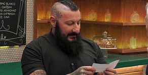 La cita de María Lara y Pedro comienza con una provocativa nota y acaba en calabazas: “No tengo palabras”