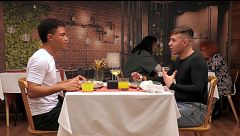 Antonio descoloca a Víctor, su cita de ‘First Dates’, con una atrevida pregunta: "Me parece irrespetuoso"