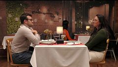Montse y Josep encuentran en su inexperiencia en el sexo un punto en común: “Eres novato como yo”