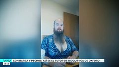 Barba y pechos: Así es Matt Radley, el nuevo tutor de bioquímica en Oxford