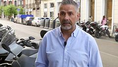 David perdió a sus padres y a su hermano en la carretera y echó de menos un teléfono como el 018