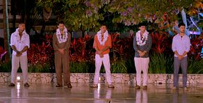 Lágrimas y enfados en la ceremonia de collares de los chicos