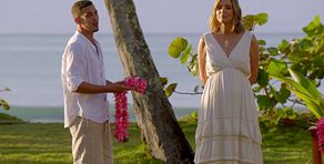 Atamán elige a su tentadora favorita para tener su primera cita y Leila se enfada, con David dentro de la discusión: "Es de la prehistoria"