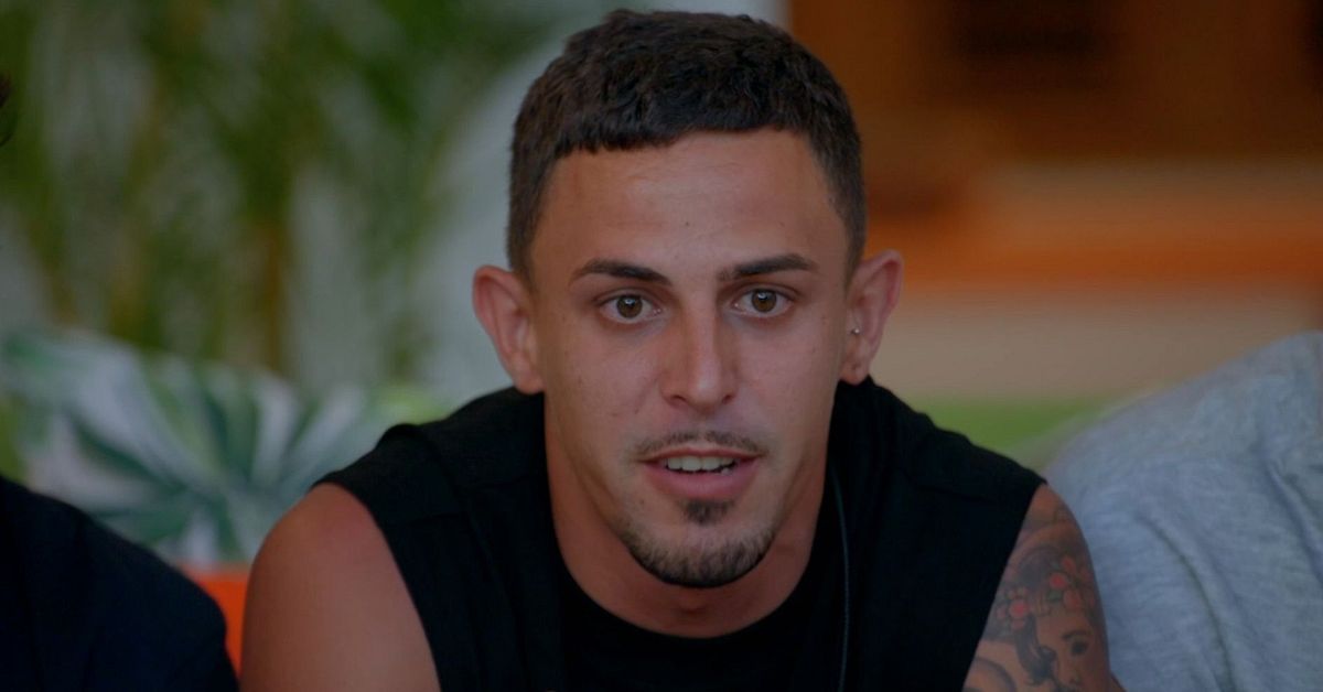 La isla de las tentaciones: Las lágrimas de Atamán al ver el tonteo entre  Leila y David: “Estoy flipando, no me lo creo” Video | Mediaset Infinity