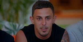 Las lágrimas de Atamán al ver el tonteo entre Leila y David: “Estoy flipando, no me lo creo”