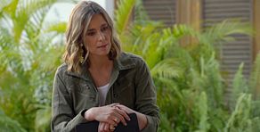 Sandra Barneda irrumpe en ‘Villa Montaña’ con la ‘tablet’ y los chicos alucinan al ver imágenes: “Ahora echaría a correr”