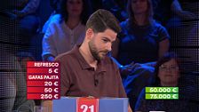 Alberto, de Málaga, se la juega con una oferta de 7.800€ y dos cajas buenas en juego