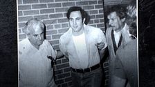 La condena del hijo de Sam tras matar a seis personas a bocajarro