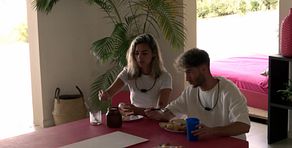 La conversación de Leila y David por la mañana tras besarse: “¿Estás bien?”