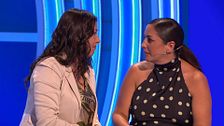 Las lágrimas de Anabel Pantoja al conocer a una fan de ella y de su tía